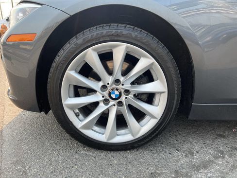 Used 2012 BMW 328i Sedan w/ Premium Pkg image 2