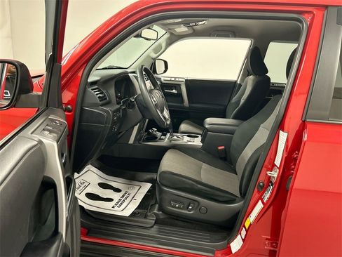 Used 2023 Toyota 4Runner SR5 image 9