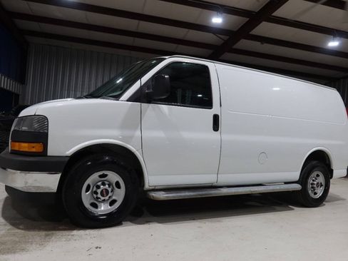 Used 2018 GMC Savana 2500 w/ Driver Convenience Package RWD image 1