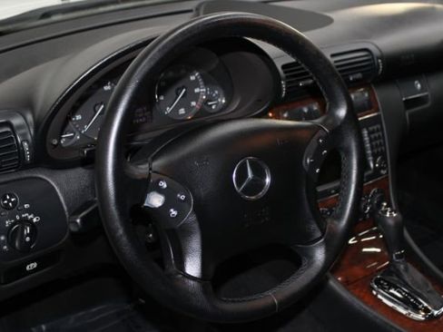 Used 2007 Mercedes-Benz C 280 4MATIC Sedan image 11