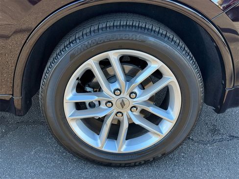 Used 2024 Dodge Durango GT image 9