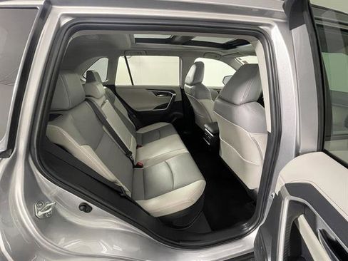 Certified 2022 Toyota RAV4 Limited image 10