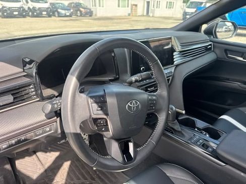 Used 2026 Toyota Camry SE FWD image 10