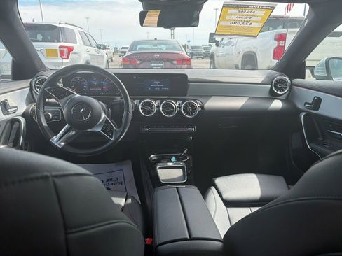 Used 2025 Mercedes-Benz CLA 250 image 13