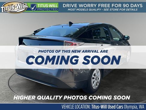 Used 2016 Toyota Prius Two FWD image 4