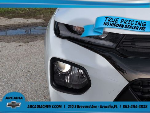 Used 2023 Chevrolet TrailBlazer ACTIV w/ Sun and Liftgate Package FWD image 9