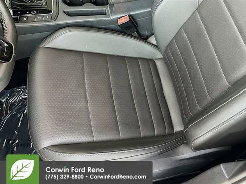 Used 2021 Volkswagen Jetta SE FWD image 18