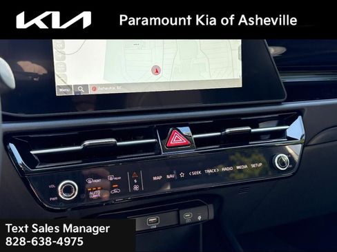 New 2025 Kia Niro SX image 9