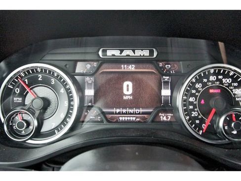 Used 2023 RAM 1500 Laramie RWD image 15