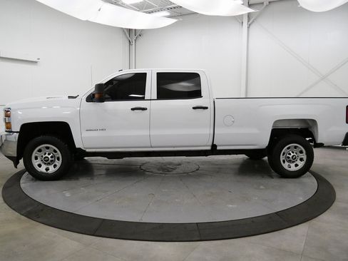 Used 2019 Chevrolet Silverado 3500 W/T image 4