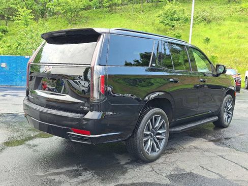 Used 2023 Cadillac Escalade Sport AWD/4WD image 6