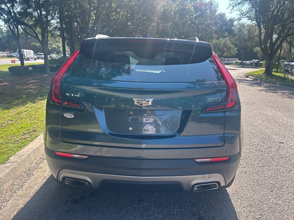 Used 2020 Cadillac XT4 Premium Luxury FWD image 7