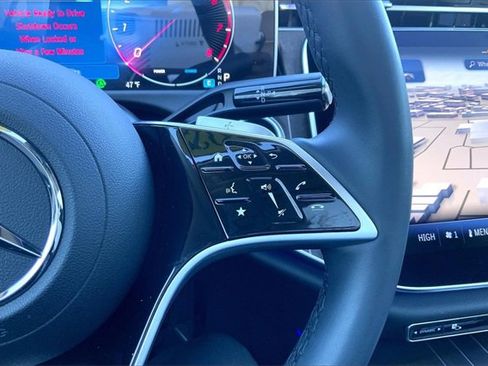 Used 2025 Mercedes-Benz E 350 4MATIC Sedan image 21