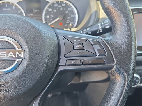 Certified 2025 Nissan Kicks Play S FWD image 17