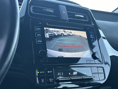 Used 2018 Toyota Prius Prime Plus image 6