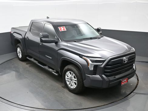 Used 2022 Toyota Tundra SR5 image 33
