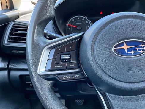 Used 2018 Subaru Crosstrek 2.0i AWD/4WD image 19