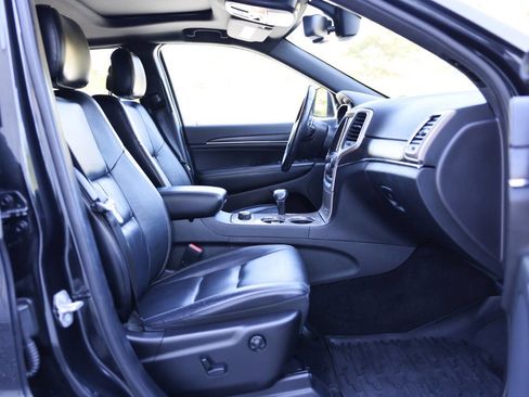 Used 2015 Jeep Grand Cherokee Limited image 9