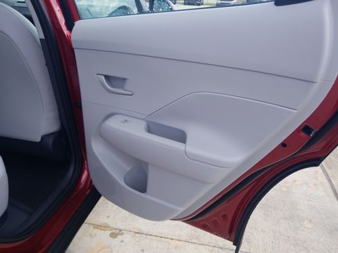 New 2026 Hyundai Kona SE FWD image 14