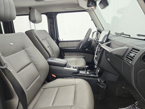 Used 2016 Mercedes-Benz G 550 image 19