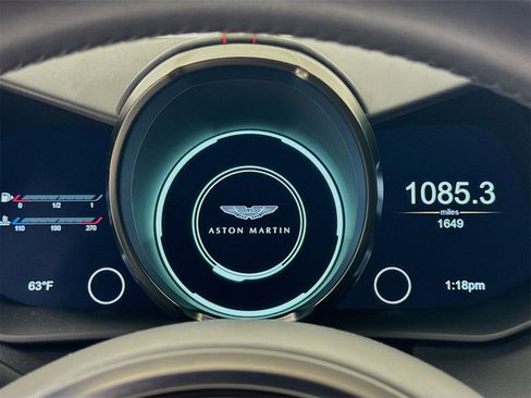 Used 2023 Aston Martin V8 Vantage Roadster image 13