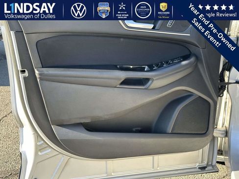 Used 2018 Ford Edge SEL image 9