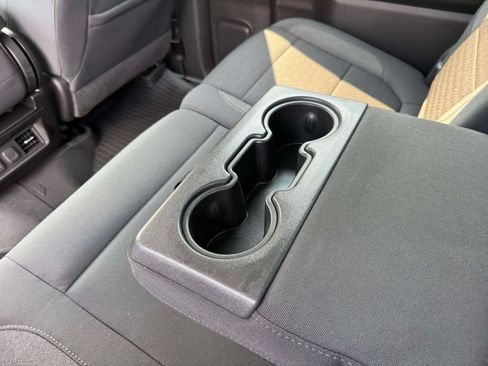 Used 2022 Chevrolet Silverado 1500 RST AWD/4WD image 15
