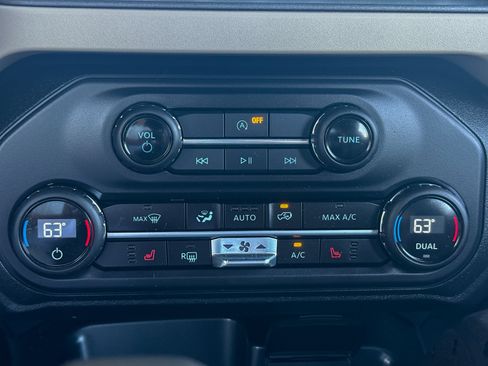 Used 2025 Ford Bronco Big Bend w/ Black Diamond Package AWD/4WD image 30