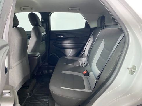 Certified 2024 Chevrolet TrailBlazer LS FWD image 27