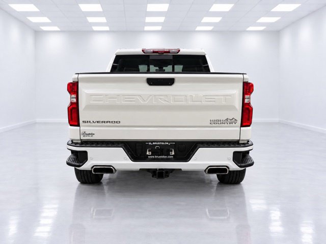 Used 2020 Chevrolet Silverado 1500 High Country w/ Technology Package AWD/4WD image 10