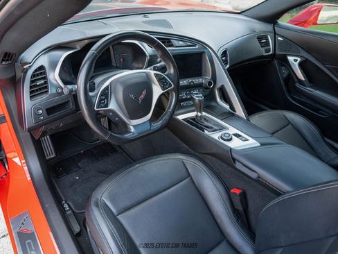 Used 2019 Chevrolet Corvette Stingray Coupe w/ Carbon Flash Badge Package image 43