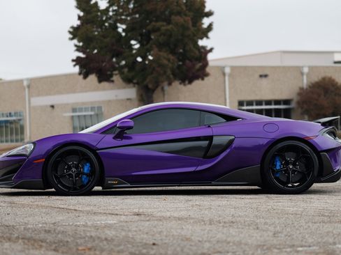 Used 2019 McLaren 600LT Rare MSO Mauvine Blue Tons of image 21