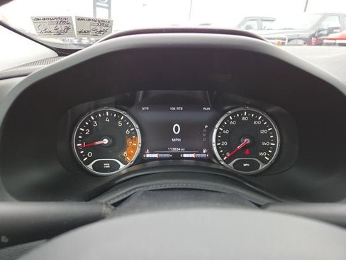 Used 2016 Jeep Renegade Trailhawk w/ Safety & Security Group image 23