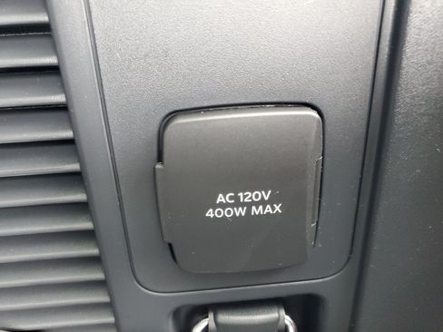 New 2026 Lincoln Navigator Reserve AWD/4WD image 33
