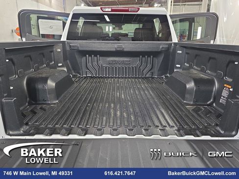 New 2026 GMC Sierra 1500 Elevation image 12