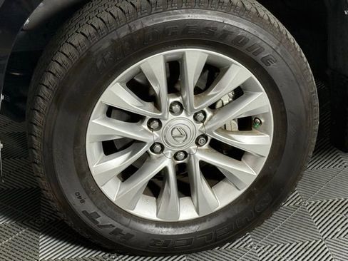 Used 2018 Lexus GX 460 Premium AWD/4WD image 13