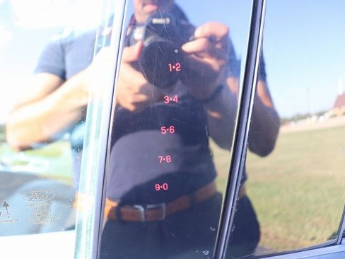 Used 2022 Ford Escape SEL image 27