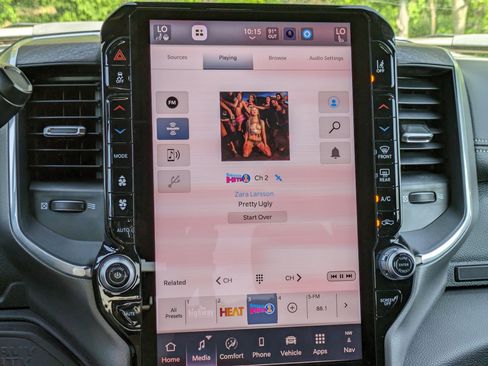 New 2025 RAM 2500 Laramie image 18