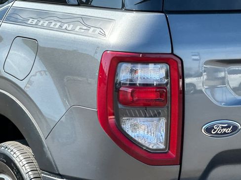 Certified 2024 Ford Bronco Sport Outer Banks w/ Topo Graphic Package image 26