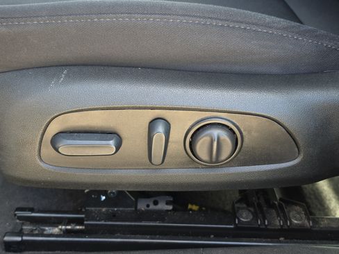 Used 2024 Chevrolet Malibu LT FWD image 29