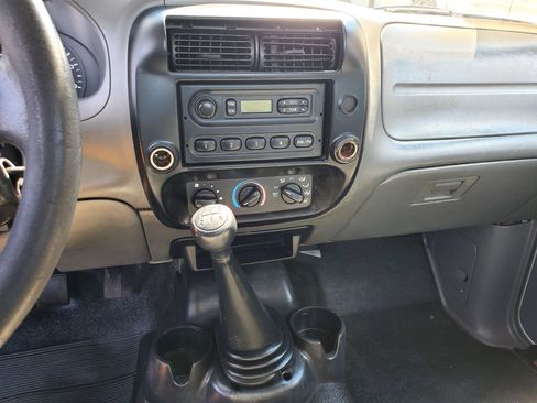 Used 2009 Ford Ranger XL RWD image 2