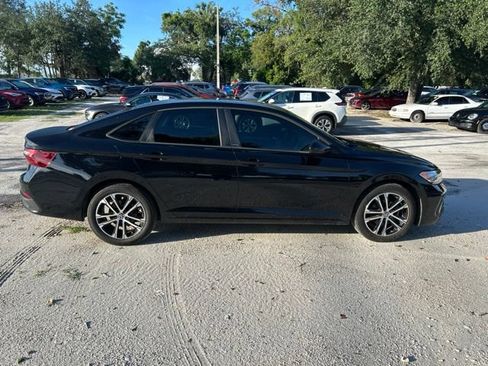 Used 2024 Volkswagen Jetta Sport FWD image 18