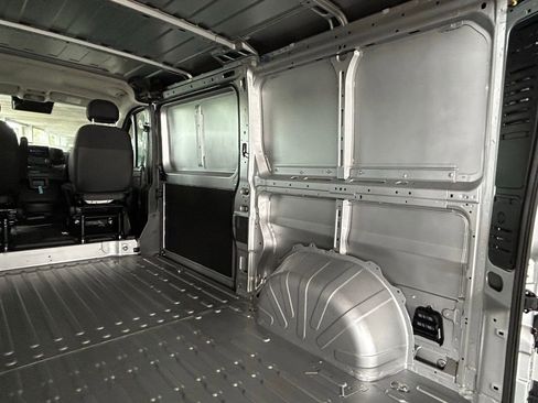 Used 2025 RAM ProMaster 2500 image 34