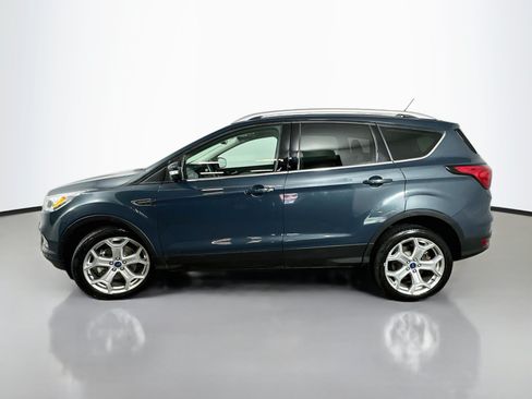Used 2019 Ford Escape Titanium AWD/4WD image 4