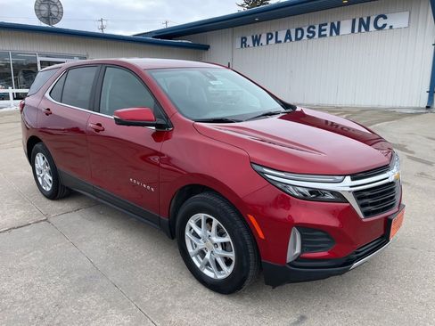 Used 2024 Chevrolet Equinox LT image 20