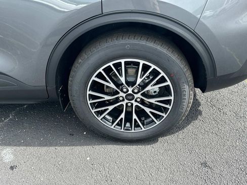 New 2025 Ford Escape SE image 52