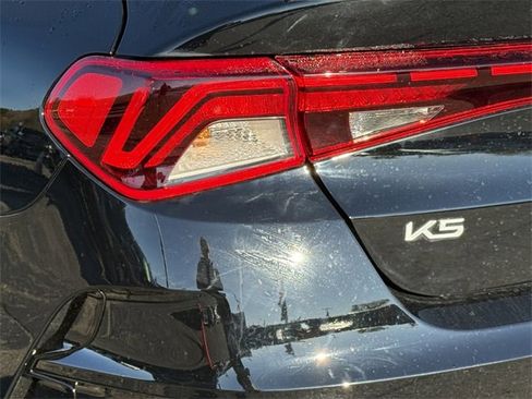 Used 2024 Kia K5 GT image 29