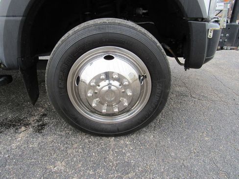 Used 2020 Ford F550 2WD Regular Cab Super Duty image 9