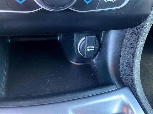 Used 2023 Dodge Charger SXT RWD image 16
