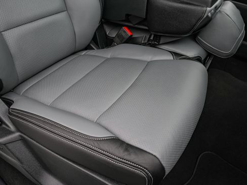 New 2026 Ford F250 XLT image 22